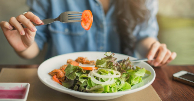 Cum să menții o alimentație echilibrată: 5 sfaturi utile