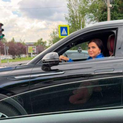 Carmen Șerban, sperietură teribilă la volan! Artista a căzut cu mașina într-o groapă: Am crezut că mi s-a zdrobit mașina