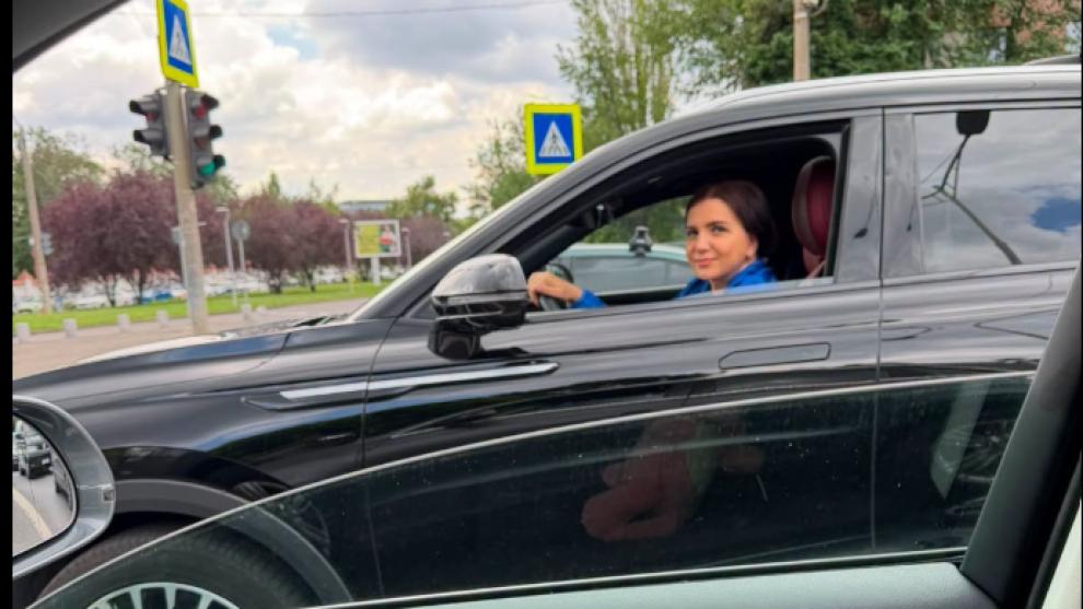 Carmen Șerban, sperietură teribilă la volan! Artista a căzut cu mașina într-o groapă: Am crezut că mi s-a zdrobit mașina
