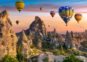 Galerie foto din Cappadocia: Eco-Turism și tradiții centenare într-un peisaj de o frumusețe suprapământeană