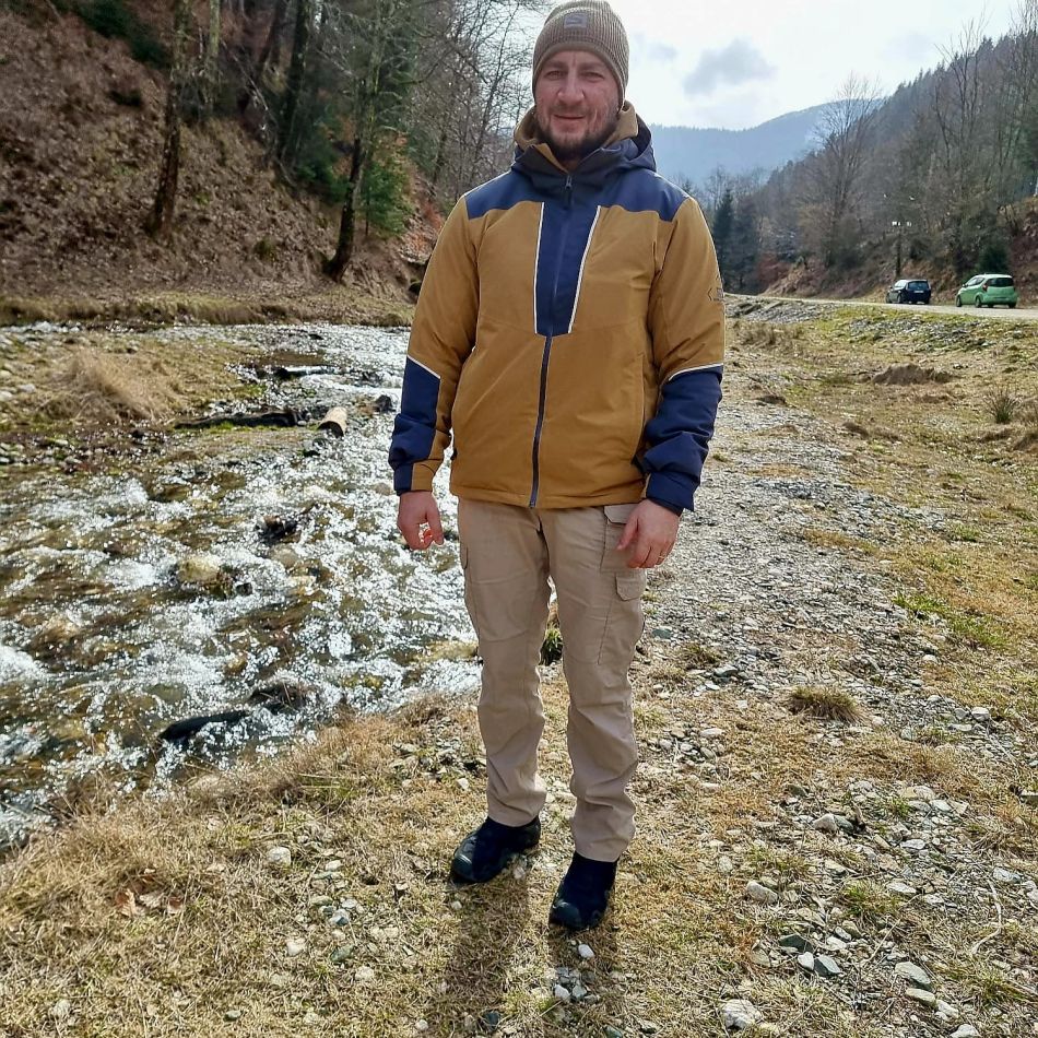 Reacții contradictorii la comentariile polițistului Marian Godină despre piesa Macarena:  Așa reacționează unii polițiști...