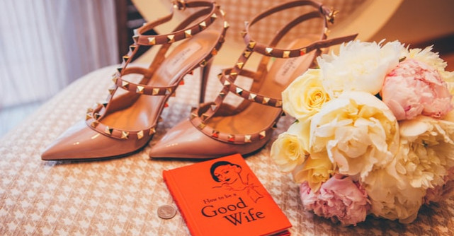 Cum purtăm pantofii cu aplicații