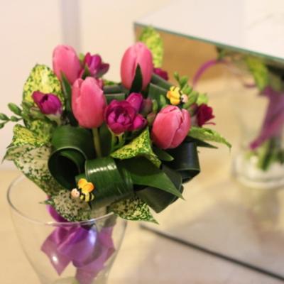 Trucuri si sfaturi pentru a mentine prospetimea florilor din vaza