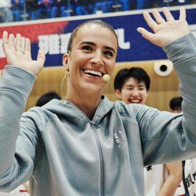 Cea mai bună jucătoare de baschet din SUA are origini românești. Cine este Sabrina Ionescu?