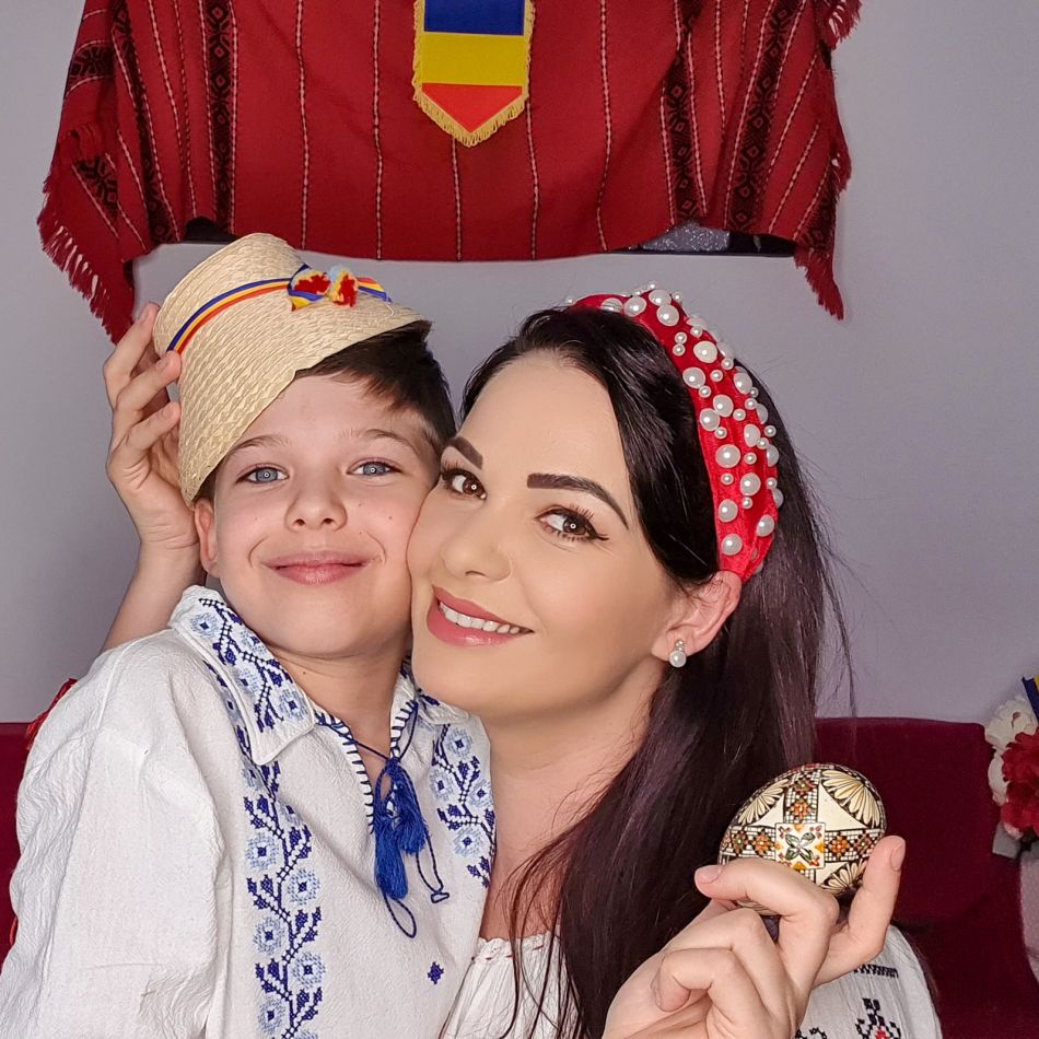 Deea Maxer, mesaj subtil pentru Dinu Maxer, după ce artistul a declarat că are o nouă iubită: Nu ai cum să schimbi alte persoane