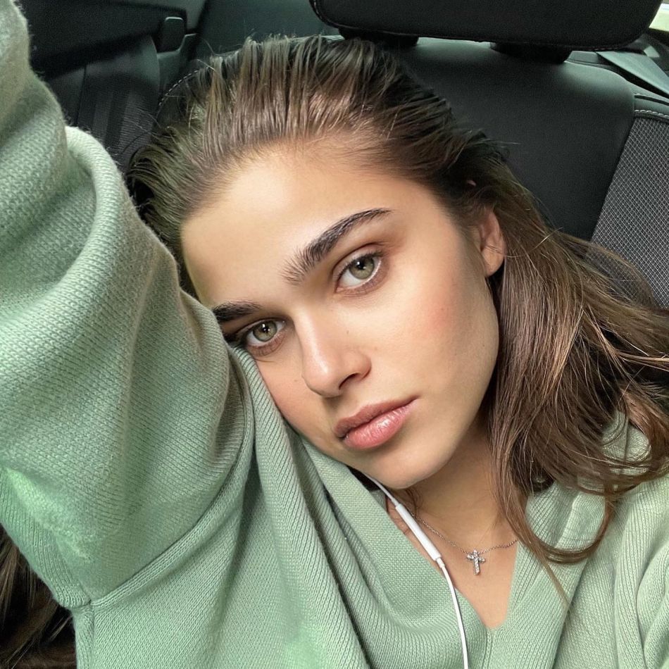 Theo Rose a fost cerută în căsătorită de Anghel Damian! Gestul romantic făcut de regizor 