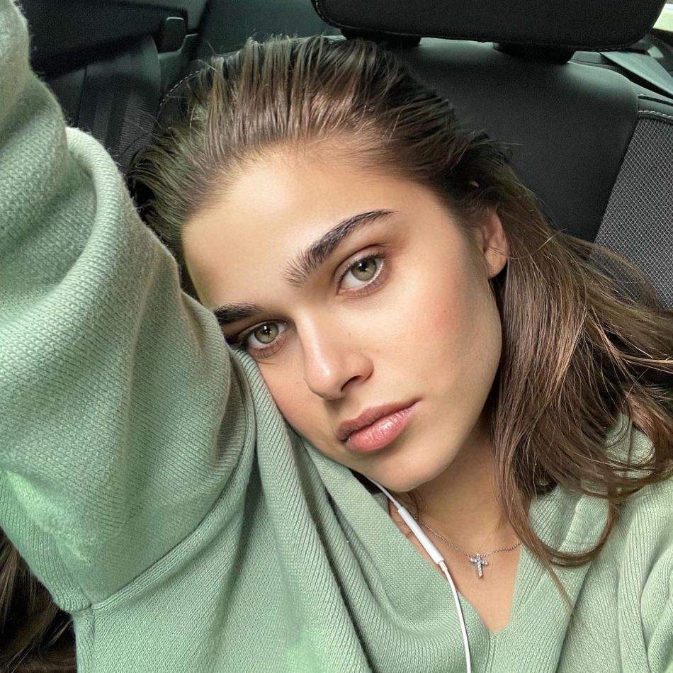 Theo Rose a fost cerută în căsătorită de Anghel Damian! Gestul romantic făcut de regizor 