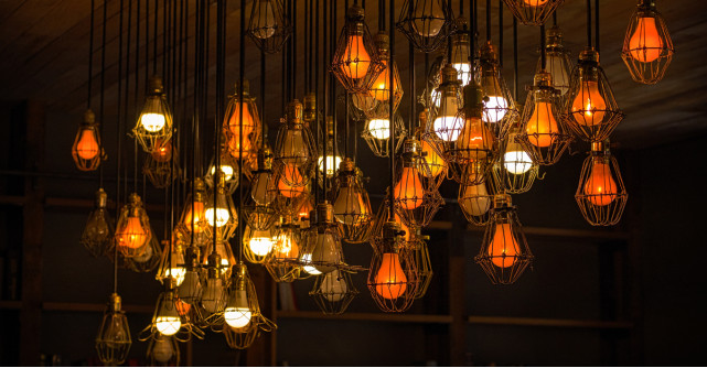 Tendințe în decorațiuni pe 2019: vezi aici corpuri de iluminat pentru fiecare stil