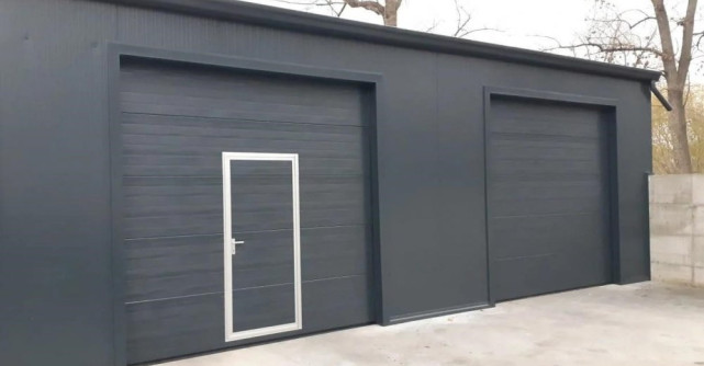 Știai că poți alege de aici uși de garaj secționale pentru orice tip de garaj? Iată avantajele! 