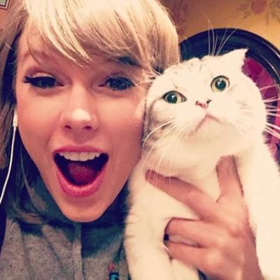 Suma fabuloasă pe care Taylor Swift a oferit-o șoferilor ei: bani care schimbă vieți...