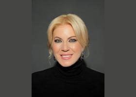 CONAF: România nu are deficit de femei competente. Are, însă, un deficit de reprezentare a competenței feminine în dialogul poli