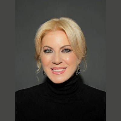 CONAF: România nu are deficit de femei competente. Are, însă, un deficit de reprezentare a competenței feminine în dialogul poli