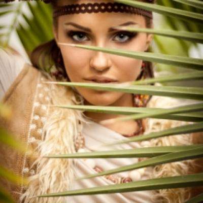 7 piese vestimentare de vara bune de purtat si toamna 