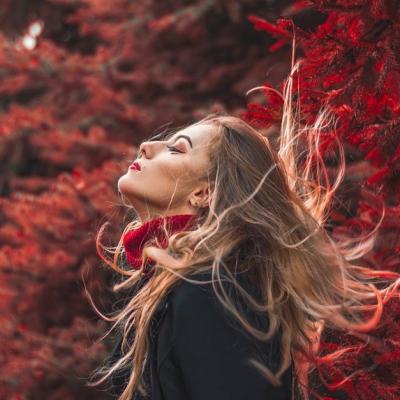 Psihologia culorilor: Ce spune despre tine culoarea pe care o porti cel mai des?