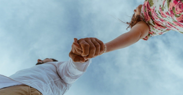 3 obiceiuri sanatoase care pot vindeca un stil de atasament anxios