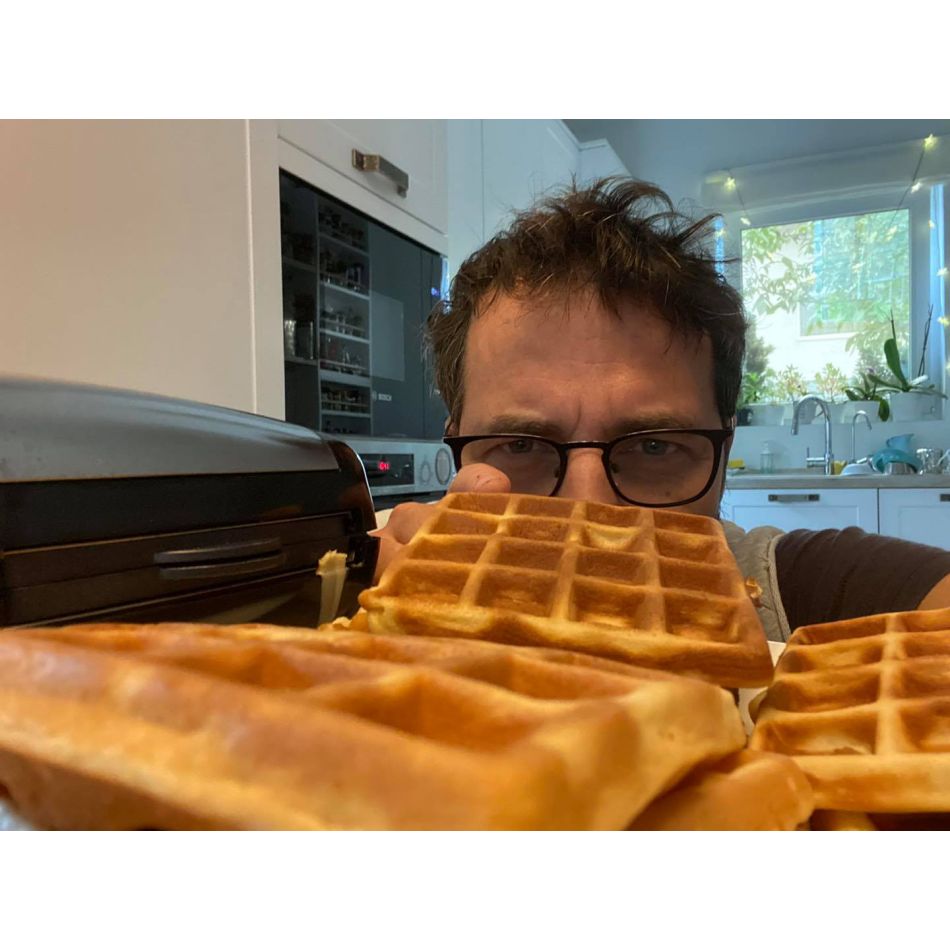 Andrei Aradits, emoții mari pentru examenul de bacalaureat al fiului său! Actorul îl crește singur pe Eric, după divorț