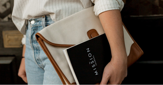 Geanta-plic stil servietă este noua modă la birou și la școală! 