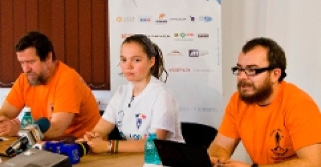 Crina Coco Popescu pleaca in expeditia Antarctica 2010  2011