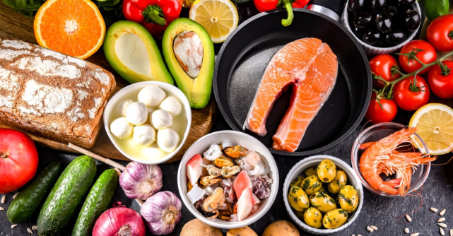 Dieta Mediteraneană: Cum să slăbești sănătos și să te bucuri de preparate delicioase?