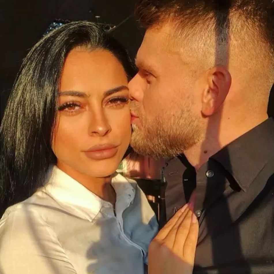 Scandal la Insula Iubirii: Reuniuni! Răzvan Kovacs a atacat-o pe Ema Oprișan în fața tuturor