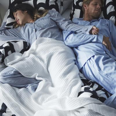 Inegalitatea de gen și impactul asupra somnului: Cum diferă nopțile femeilor și bărbaților