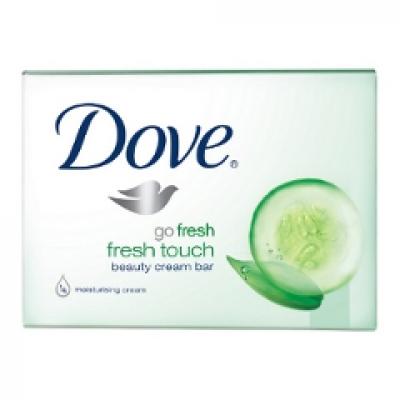 O piele catifelata, hidratata si stralucitoare. Cu Dove