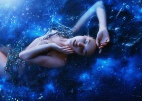 Ce tip de iubită ești în funcție de zodie: De la romantică la misterioasă