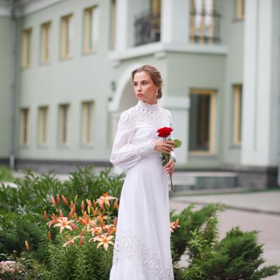 5 modele de rochii potrivite pentru o nunta medievala