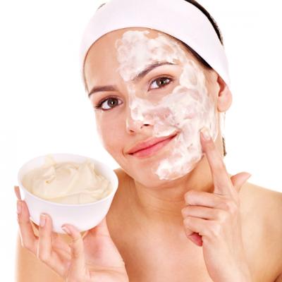 3 masti faciale care pot inlocui toata gama de produse cosmetice