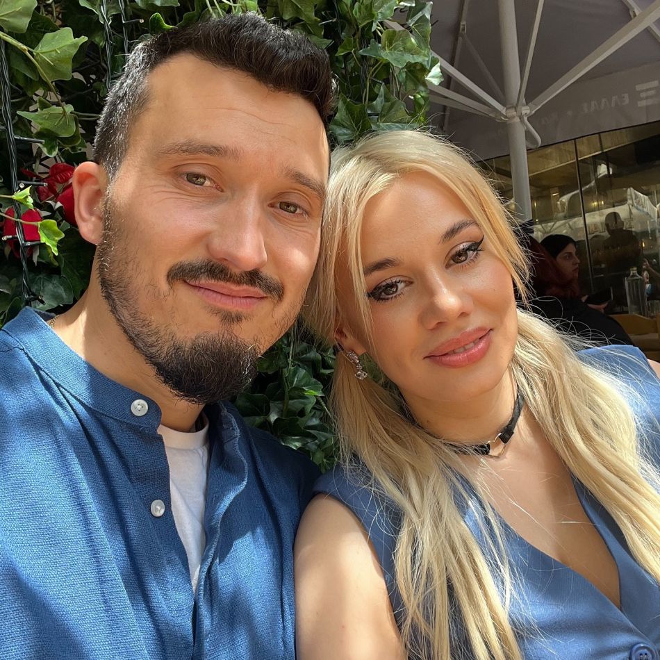 După 5 ani de relație, Anisia Gafton a fost cerută în căsătorie! Imaginile vorbesc de la sine