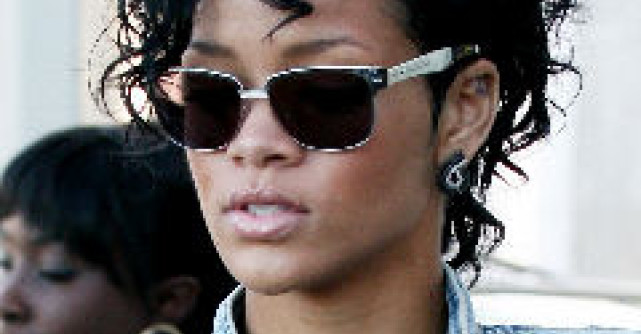 Top 10 cele mai bine imbracate vedete ale lunii octombrie