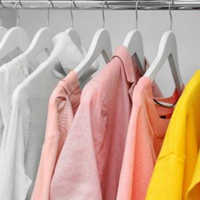 Hainele din fibre sintetice – articole de care sa te feresti