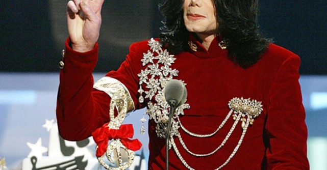 TOP 5 videoclipuri fierbinti INTERZISE pe YouTube