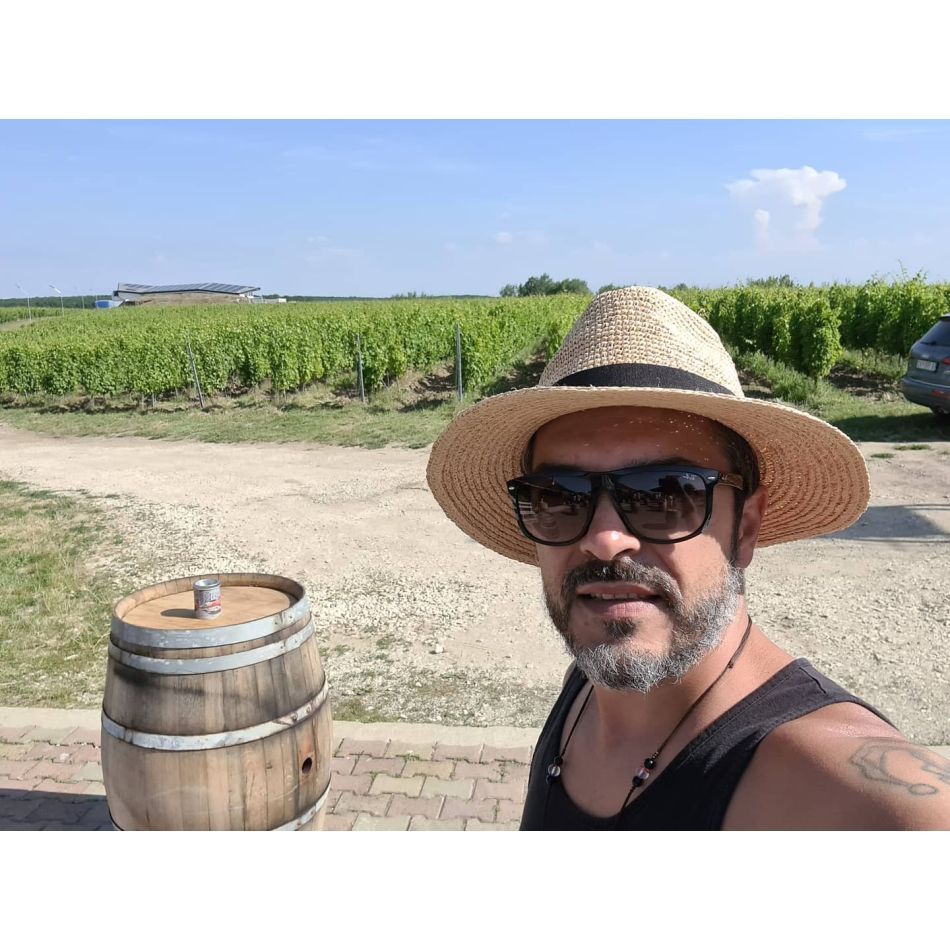 Adi Despot se confruntă încă din tinerețe cu o boală cu mai multe fețe: Este ca un vierme de care nu scapi niciodată