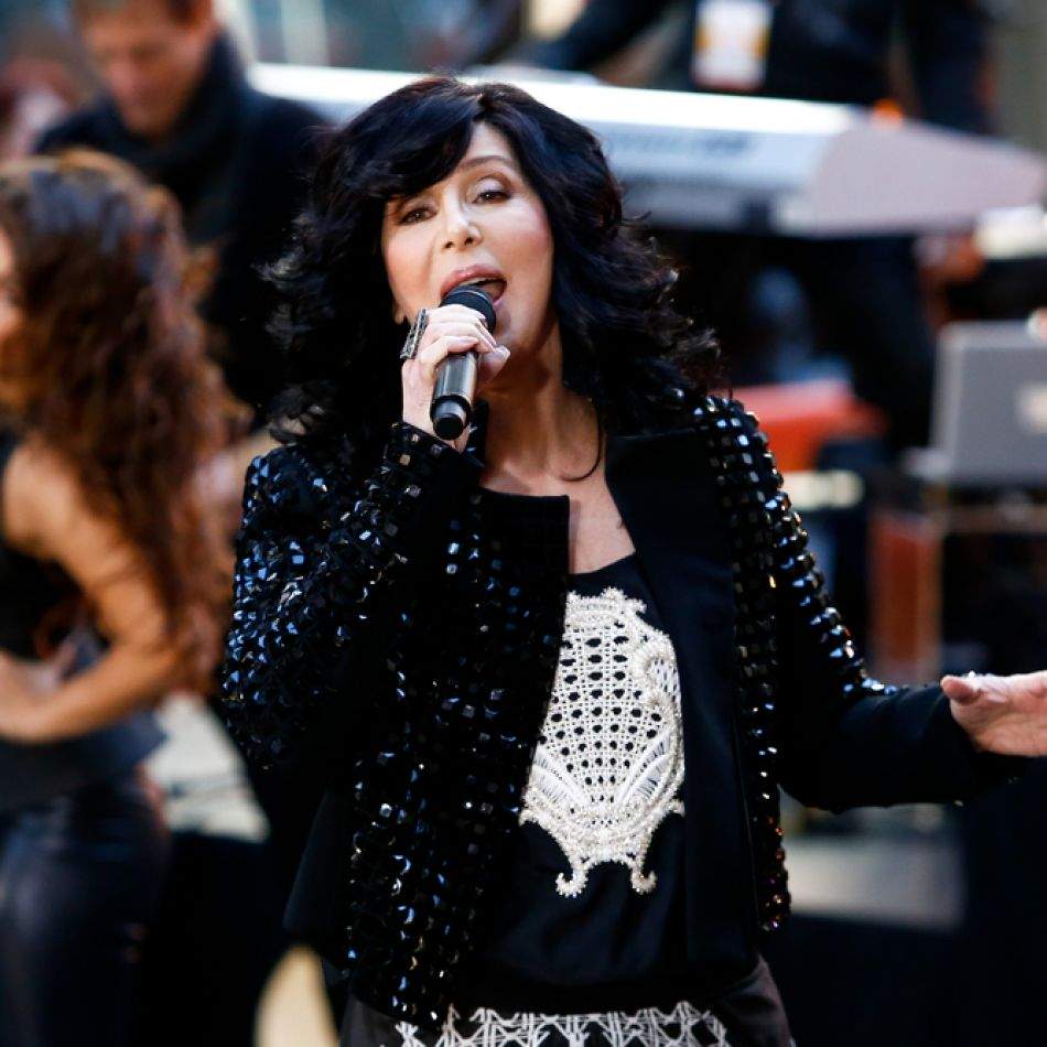 Cher, la 79 de ani, pregătită să se căsătorească cu iubitul ei, Alexander Edwards, cu 40 de ani mai tânăr
