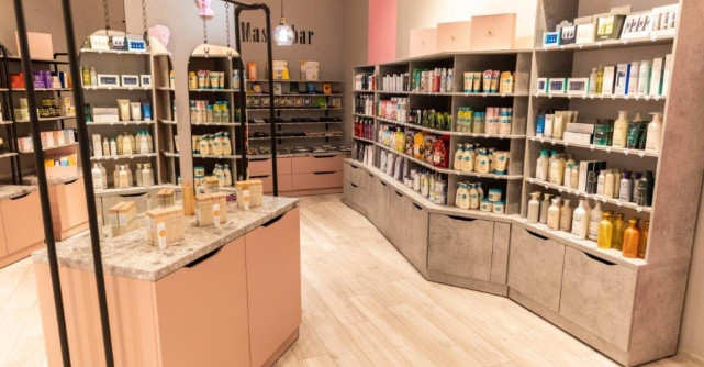 Promenada Mall își extinde portofoliul cu 8 brand-uri noi și continuă programul pentru antreprenori locali