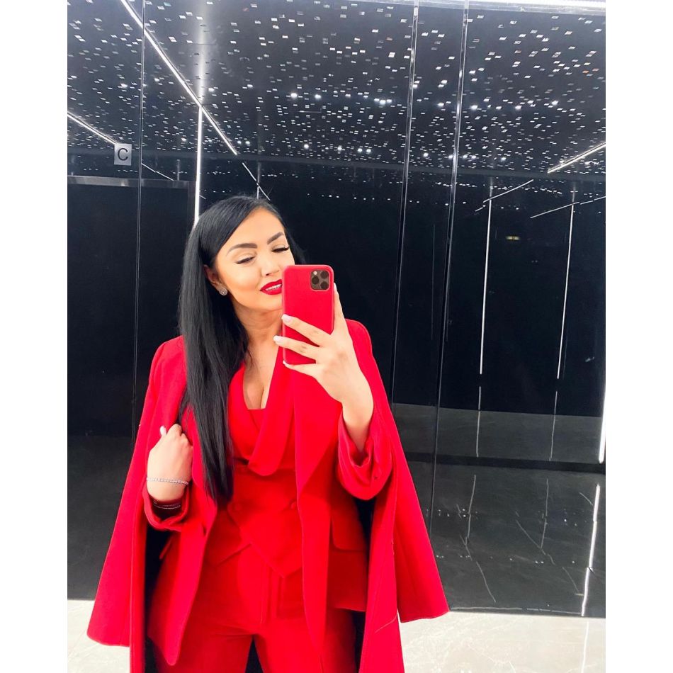 Andreea Mantea nu găsește tratament la problemele sale de sănătate. Vedeta nu știe încotro să se îndrepte