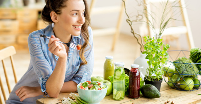 Sfatul Specialistului: Top 5 alimente care te ajută să scapi de retenția de apă