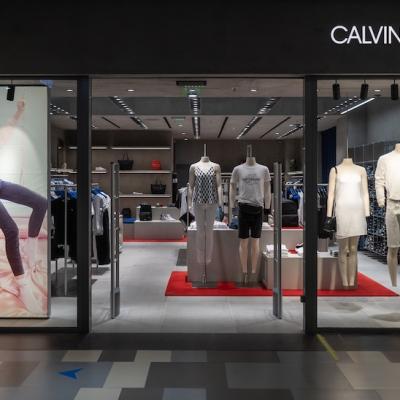 Deschid primele magazine Calvin Klein Underwear și Calvin Klein Jeans în România