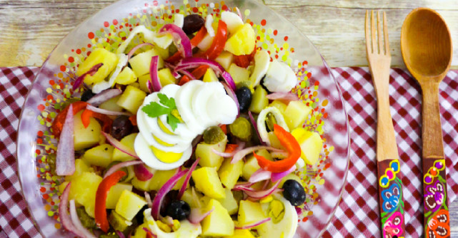 Câte calorii are salata orientală și cât este de sănătos să o consumăm?