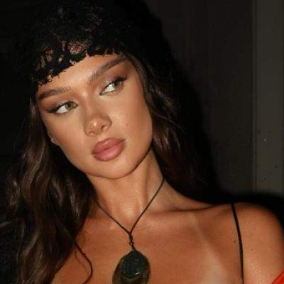 Ai văzut ce a făcut Misha Miller? Artista e din nou virală pe TikTok după ce s-a întors din vacanța din Spania