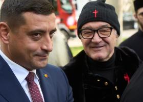 Gestul făcut de Gigi Becali față de George Simion, la sfințirea Catedralei Naționale. Toată lumea a fost șocată de apariția sa