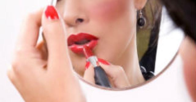 Machiaj sofisticat ultrafeminin pentru mirese