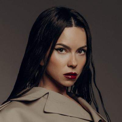 Muzica INNEI ajunge pe vinil – albumele El Pasado și YO disponibile acum într-o ediție specială