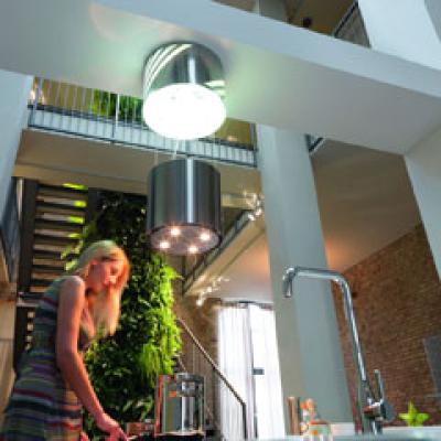 Franke lanseaza noua hota Up&Down