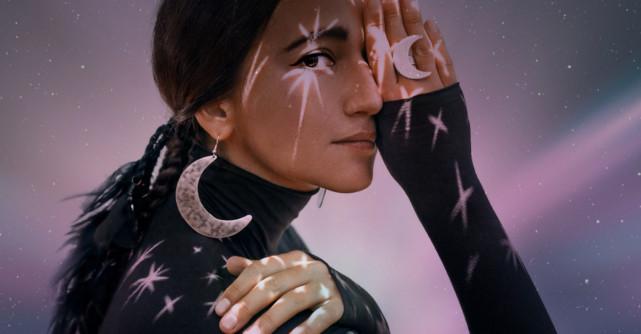 Oda femeii fenomenale. De citit și de dat mai departe