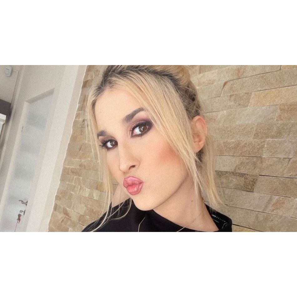 Adda trage un semnal de alarmă în plin sezon de căpușe! Cum și-a educat fiul în cazul unei mușcături de căpușă?