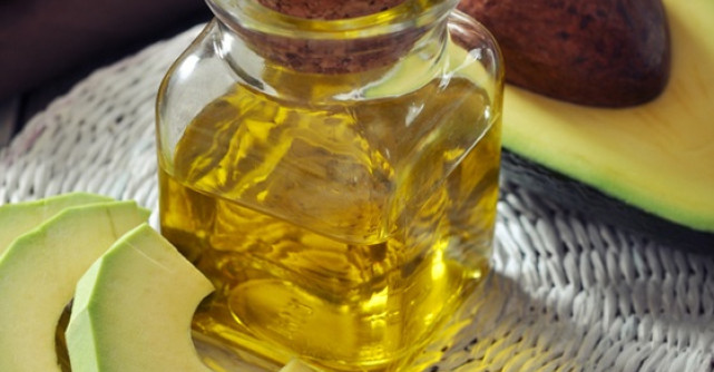 Uleiul de avocado: noul elixir al frumusetii