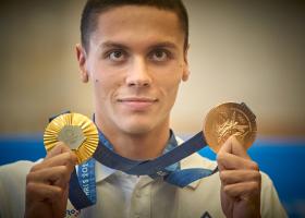 David Popovici, aur și un nou record european la 100 m liber! Românul scrie din nou istorie în natația mondială