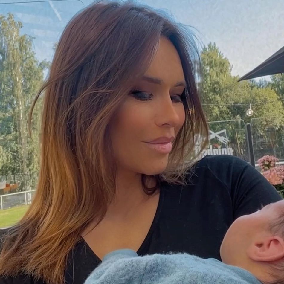 Magda Pălimariu se pregătește de botezul micuțului ei. Fiul ei va avea parte de două ceremonii religioase!